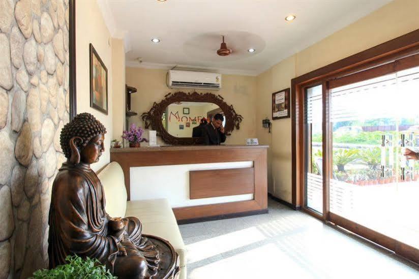 Moments Hotell Calcutta Exteriör bild