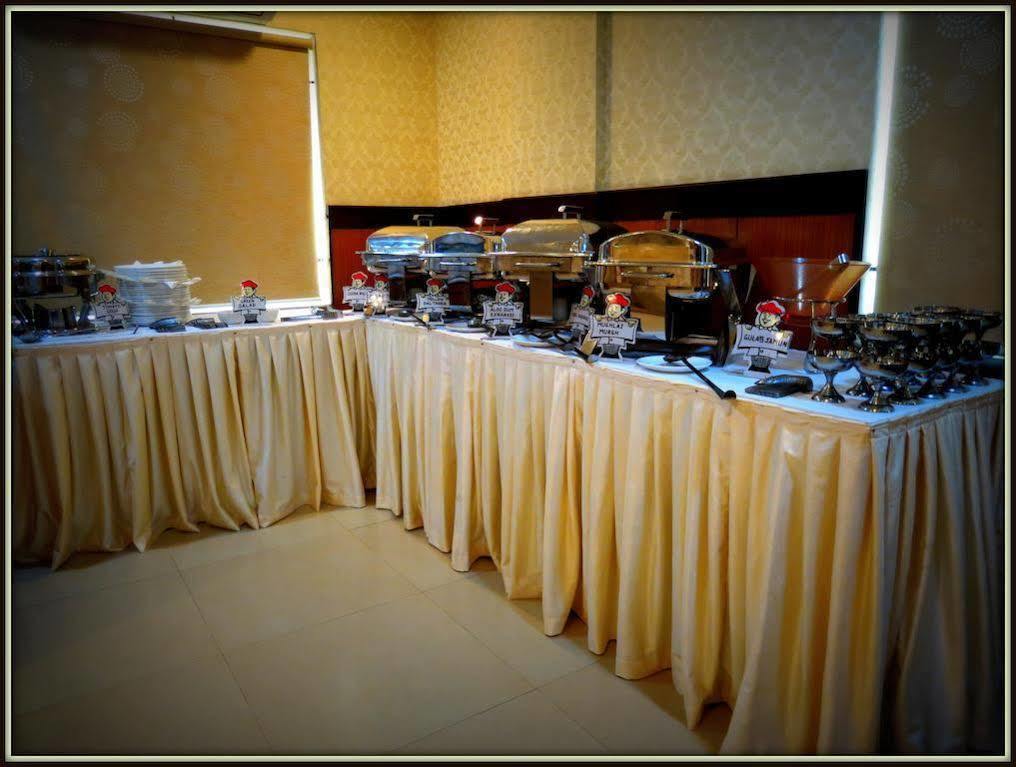 Moments Hotell Calcutta Exteriör bild