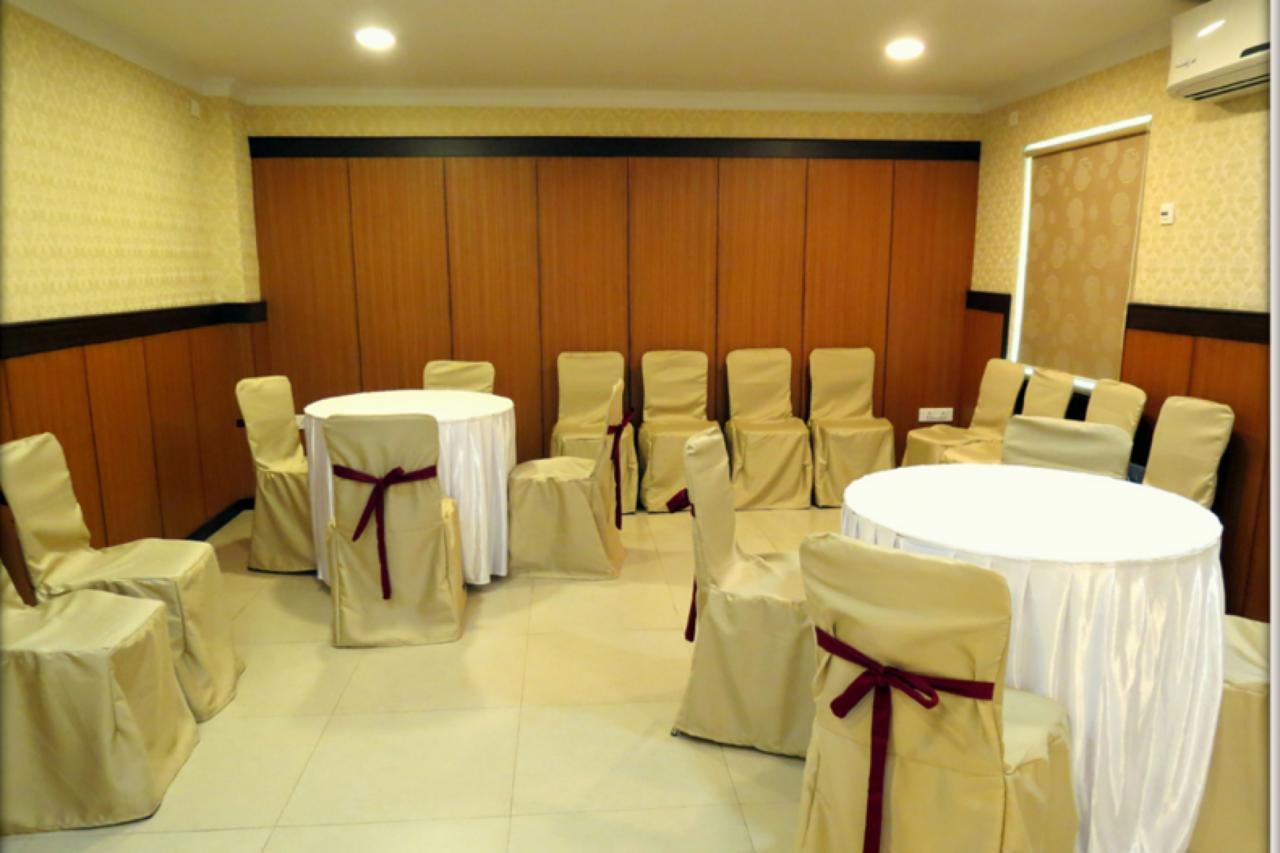 Moments Hotell Calcutta Exteriör bild